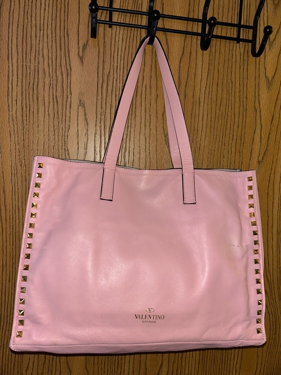 Valentino Handbags - Valentino rockstud luxurious leather large tote